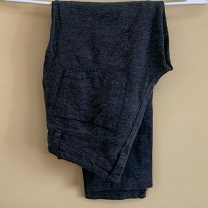 Time And Tru Gray Stretch Capri Pants 4P 👖💗